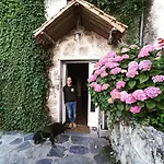 Casa Dos Muros Y Actividades En La Ribeira Sacra Летний дом
