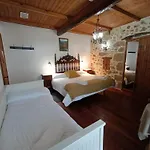 Country house Casa Dos Muros Y Actividades En La Ribeira Sacra