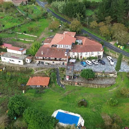 Casa Dos Muros Y Actividades En La Ribeira Sacra Lantställe *