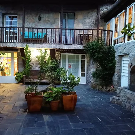Casa Dos Muros Y Actividades En La Ribeira Sacra * Pantón