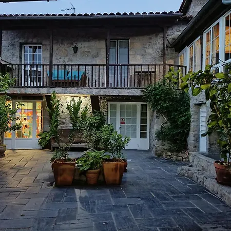 Casa Dos Muros Y Actividades En La Ribeira Sacra