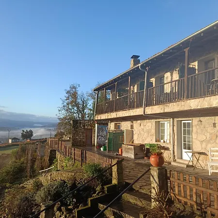 Casa de Campo Casa Dos Muros Y Actividades En La Ribeira Sacra