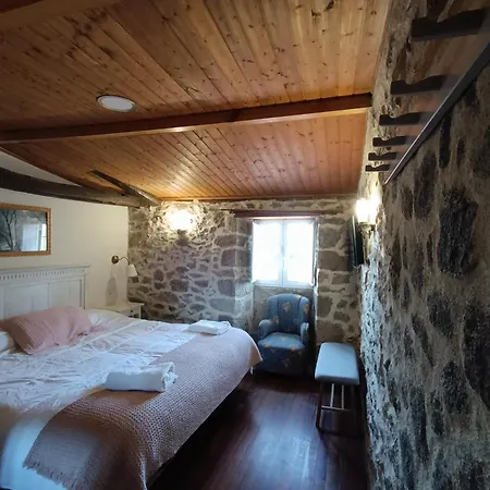 Casa Dos Muros Y Actividades En La Ribeira Sacra Kır Evi Pantón