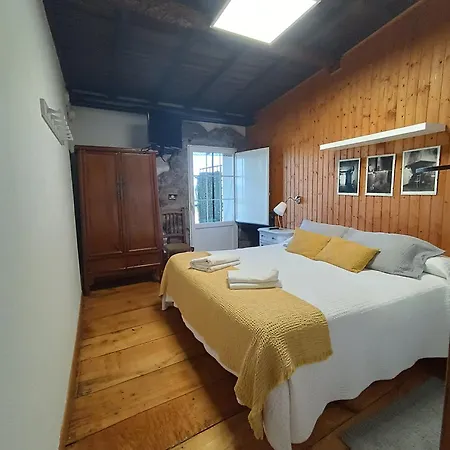 Casa Dos Muros Y Actividades En La Ribeira Sacra