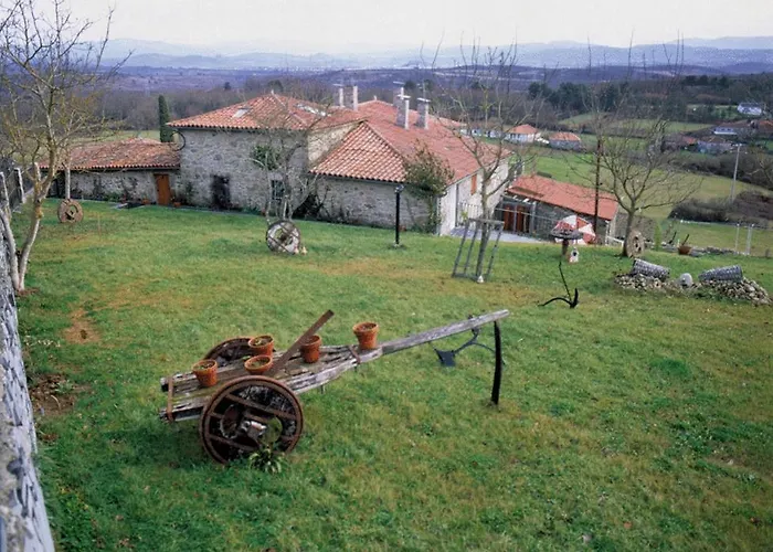 Εξοχικό σπίτι Casa Dos Muros Y Actividades En La Ribeira Sacra
