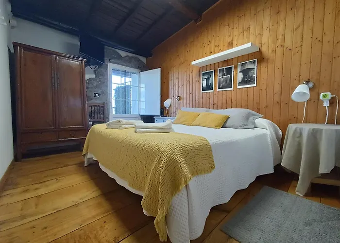 Εξοχικό σπίτι Casa Dos Muros Y Actividades En La Ribeira Sacra