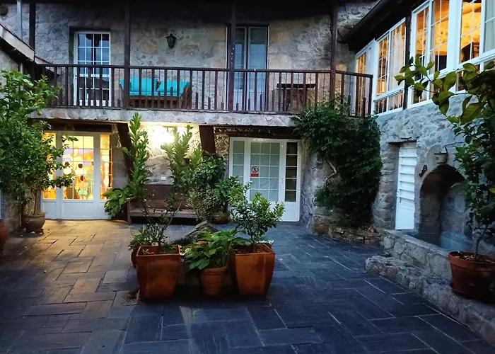 Casa Dos Muros Y Actividades En La Ribeira Sacra * Pantón