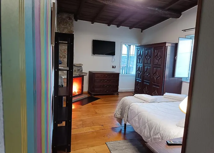 Casa Dos Muros Y Actividades En La Ribeira Sacra *