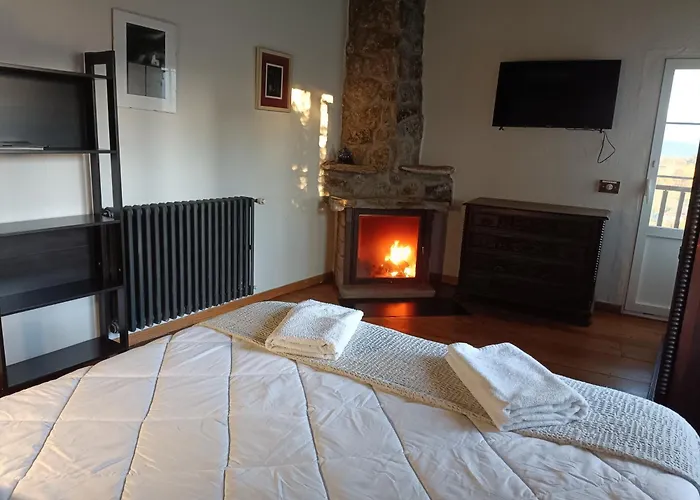 Casa Dos Muros Y Actividades En La Ribeira Sacra * Pantón