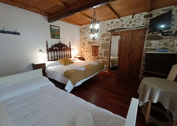 Casa Dos Muros Y Actividades En La Ribeira Sacra