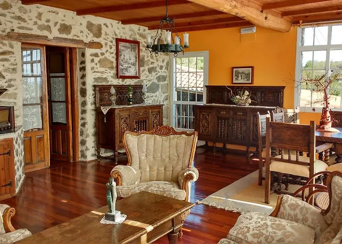Εξοχικό σπίτι Casa Dos Muros Y Actividades En La Ribeira Sacra Pantón
