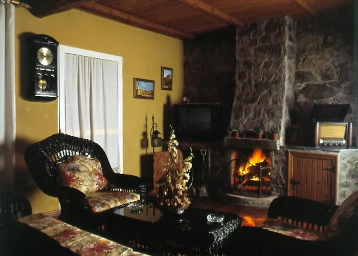 Casa Dos Muros Y Actividades En La Ribeira Sacra Εξοχικό σπίτι *